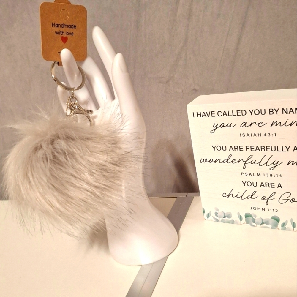 Keyring bag charm Handmade Fuzzy silver gray